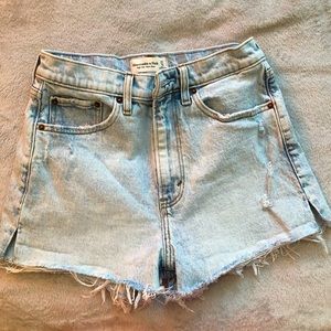 High rise mom short